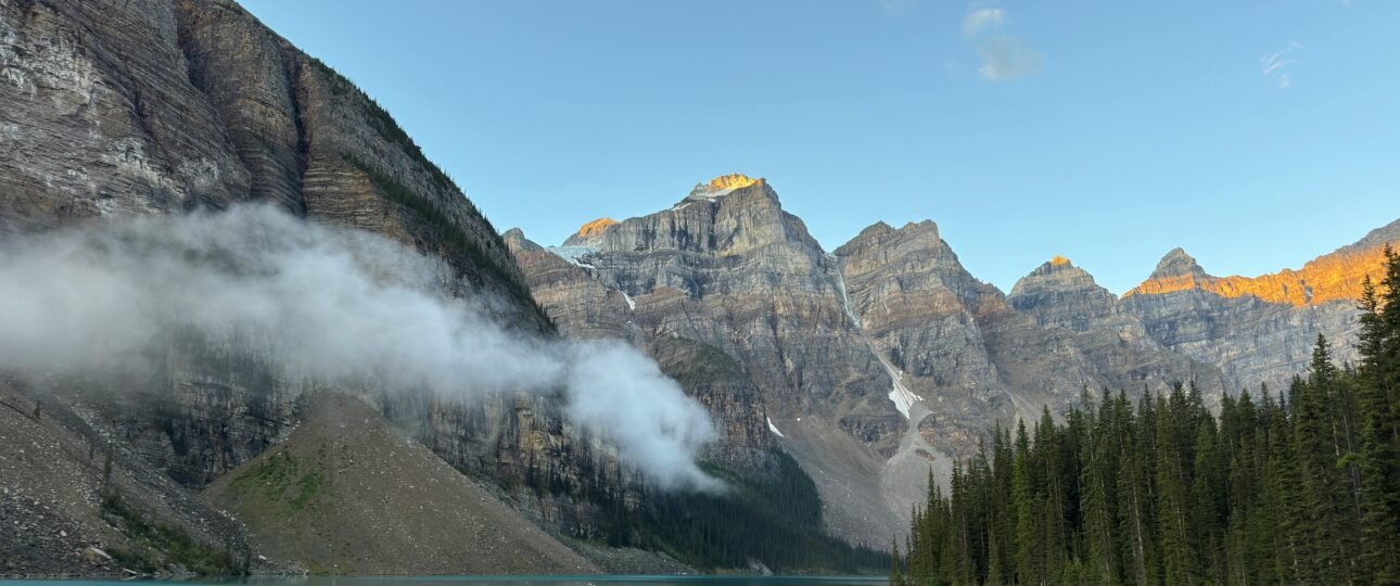 Moraine Lake Shuttle Guide — Everything You Need to Know