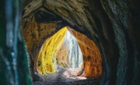 10 Hidden Gems in Alberta Most Tourists Miss in 2026