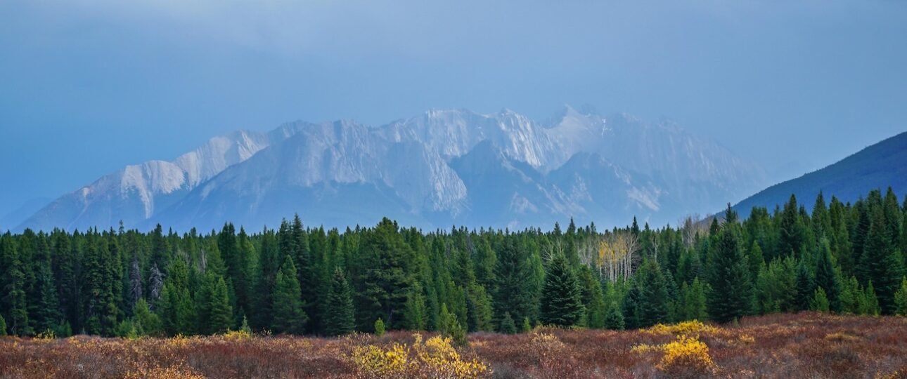 Moving to Alberta in 2026 – The Ultimate Newcomer Guide & Checklist