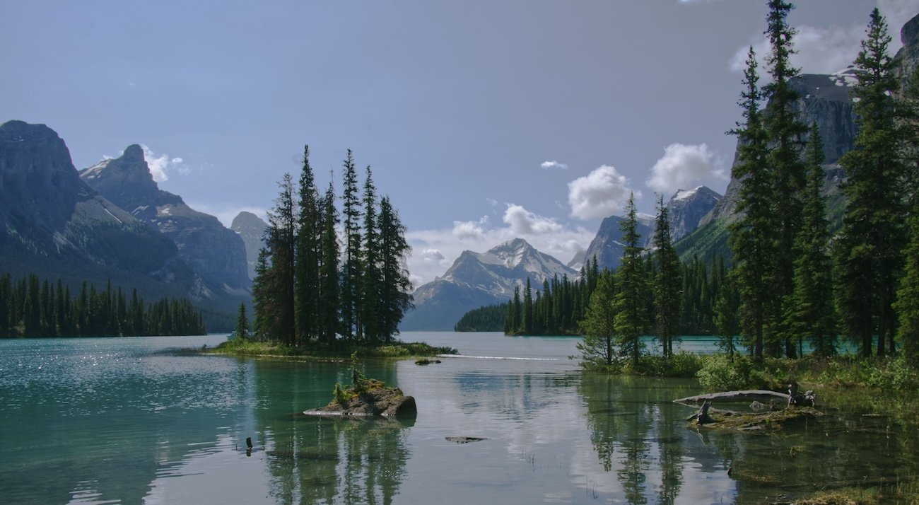 Spirit Island on Maligne Lake, a highlight of any Jasper itinerary