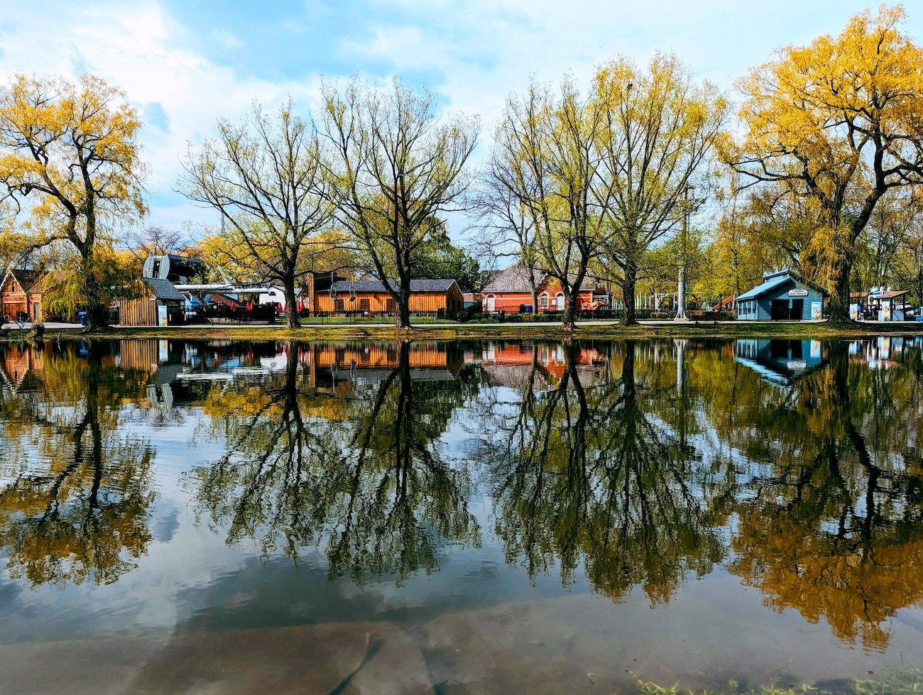 Rotary Park splash park and playground beside Mirror Lake Camrose