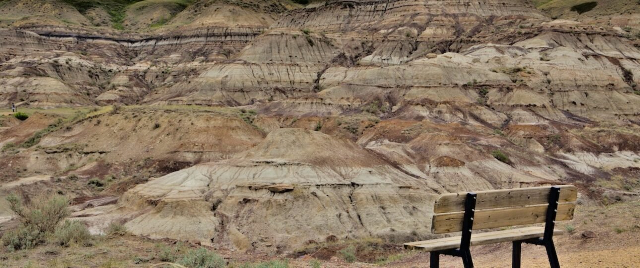 Things to do in Drumheller Alberta – badlands, hoodoos and dinosaurs